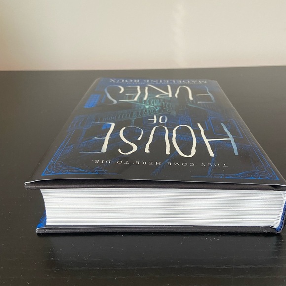 Fictional Hardcover Book Bundle - Picture 9 of 16